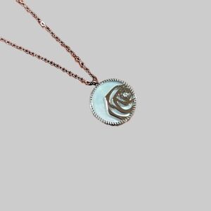 NWOT 18K gold plated stainless steel necklace, rose pendant with a crystal